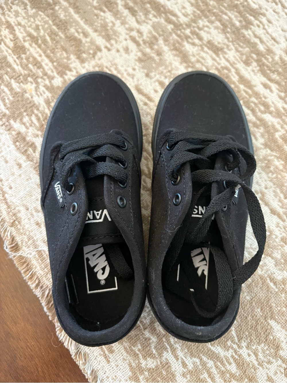 Vans Toddler Classic Low-Top Sneakers in Black
